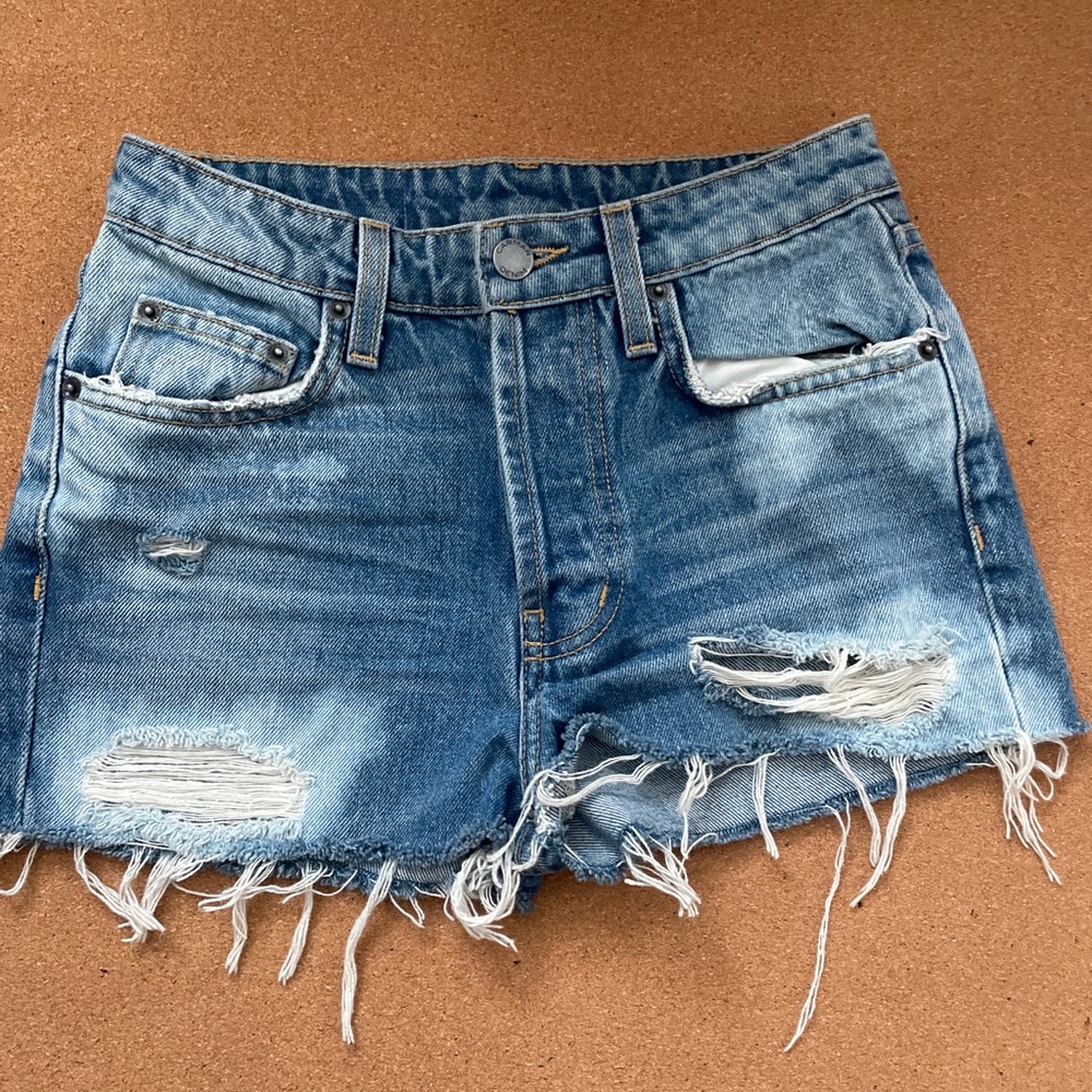 Women's Carmar Distressed Blue Wash Jean Short Shorts 24